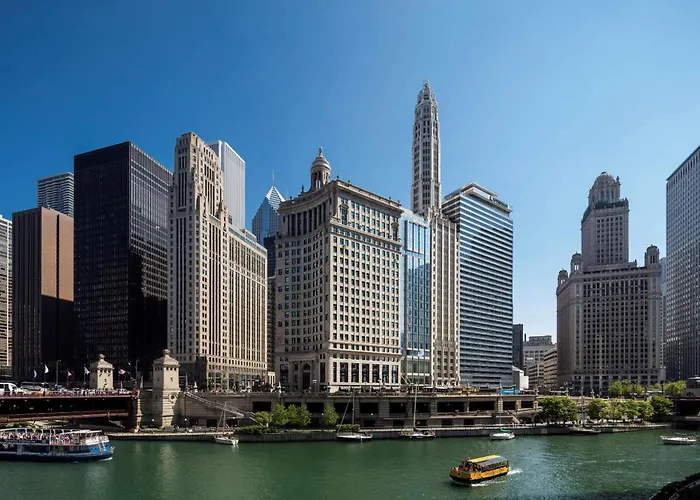 Londonhouse Chicago, Curio Collection By Hilton